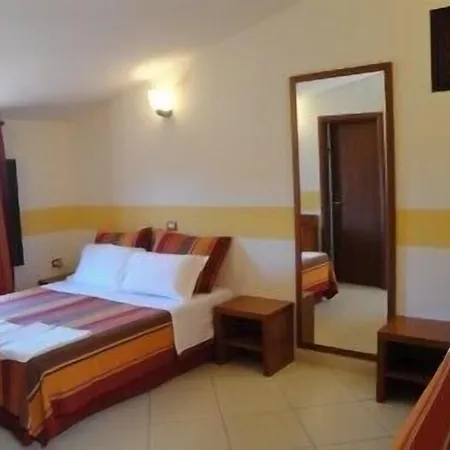 Sunset B&b/apartments Bed & Breakfast 3*