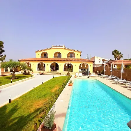 Sunset B&b/apartments 3*