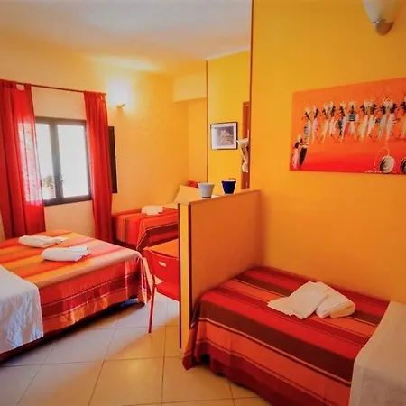 Sunset B&b/apartments 3*