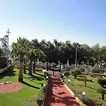 Sunset B&b/apartments Bed & Breakfast 4*