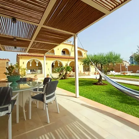 Sunset B&b/apartments 4*
